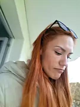 SlimBellaa from StripChat