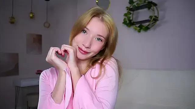 SunnivaCovil on StripChat 