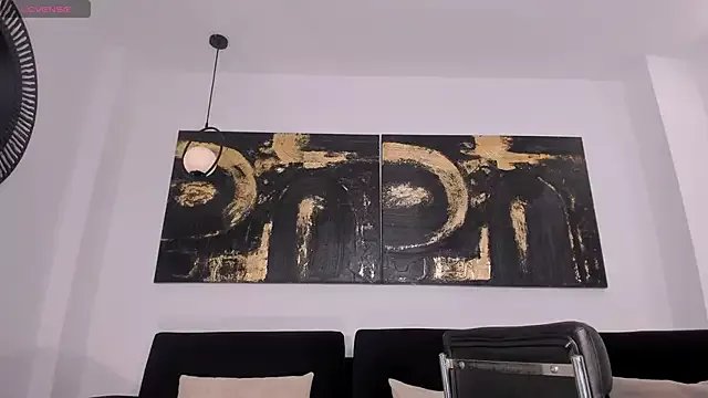 SunnyRivers on StripChat 