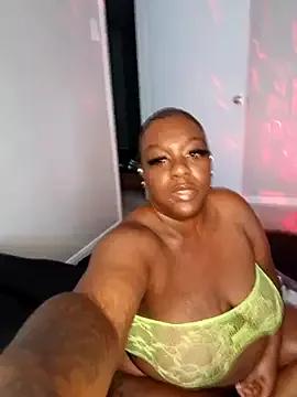 Freechat Thickkemzz41 on StripChat