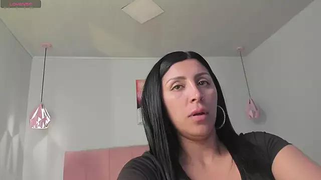 tiffani__love