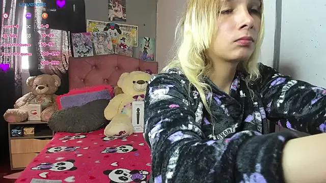 Tiffany_bunny2023 on StripChat 