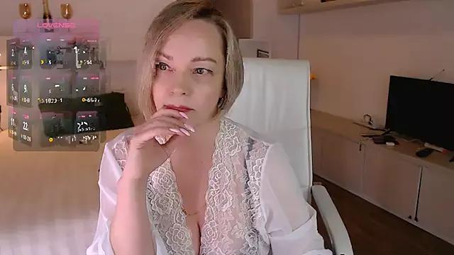 Freechat Tilly_Eliot on StripChat