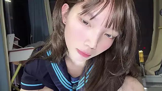 Freechat Yiyi-707 on StripChat