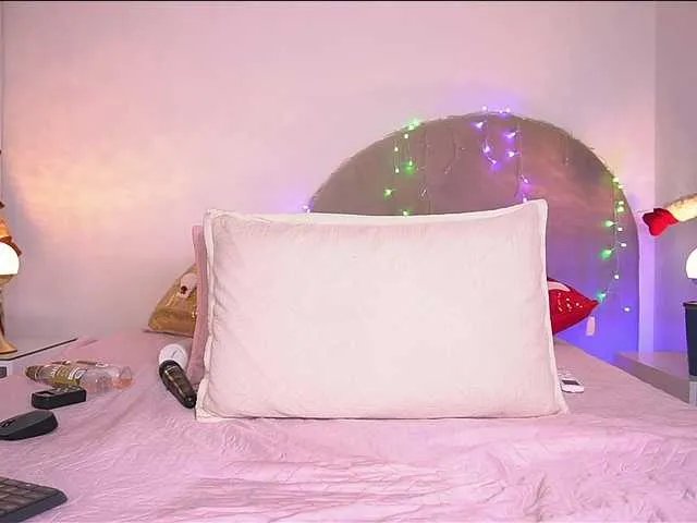 ale-evanz on BongaCams