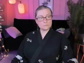 alexandra_kind — Hello! Nice to see you, shall we start chatting? PVT Open<3 #milf #femdom #nonude #curvy #glasses [1998 tokens remaining]