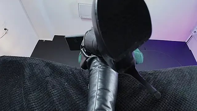 _Jade_16 on StripChat