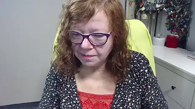 Adelewildx on StripChat