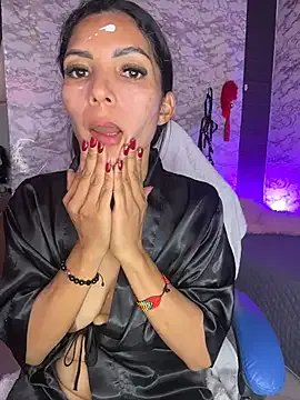 AlisSon__hot on StripChat