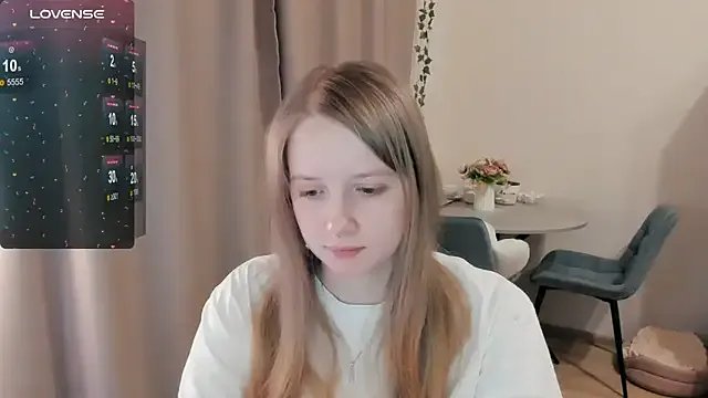 Alyaley — Flash tits