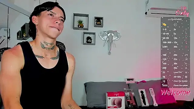 AmberAdams_ — oil on my naked body