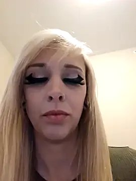 AmethystFoxx on StripChat