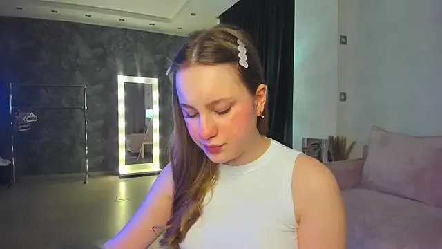 Candy_Cansew — Freechat on StripChat