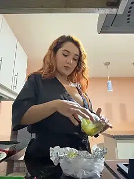 StripChat Chloe_Connor is Freechat Chloe_Connor — Boobs Out & Nipple Play