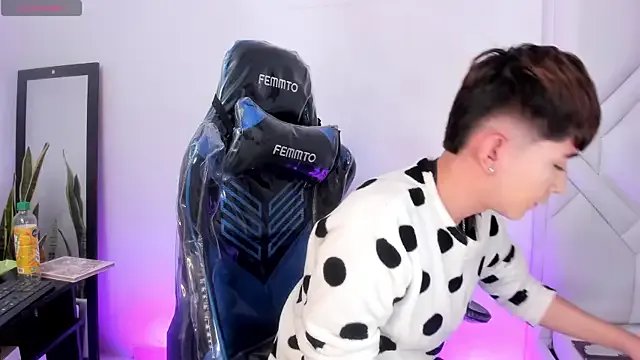 Freechat Chris_boy_ on StripChat