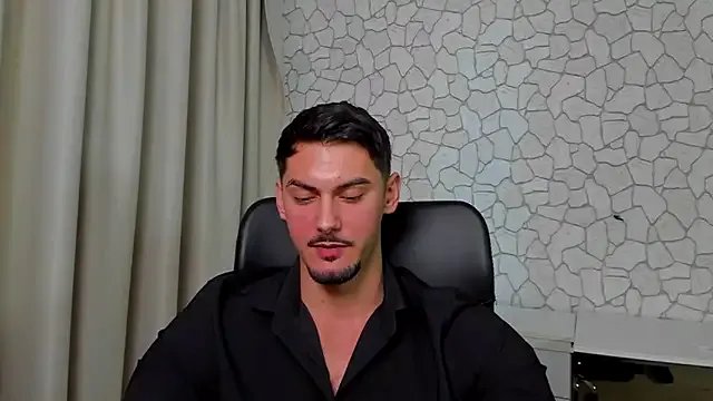 Freechat ClintMasters on StripChat