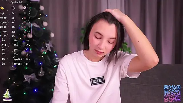 DaisyBlaze on StripChat