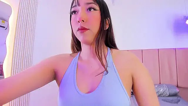 Freechat emily__walker on StripChat