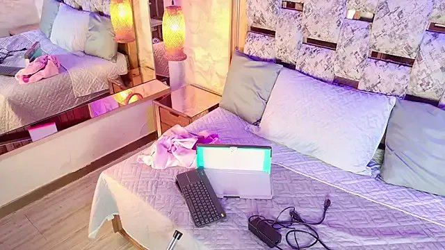 emily_dempsey — Freechat on StripChat