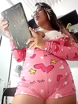 Eva_degil — Mamar e engolir o leite