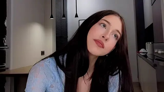 EviaRabasca — Show tongue