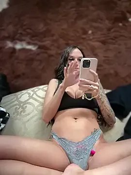 Kate-Paul — Sneaky pussy play in the store