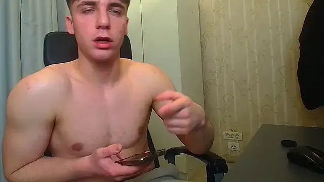 KellenWest on StripChat