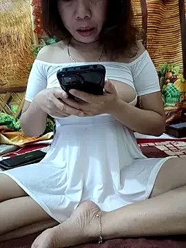 Lena079 — Private on StripChat