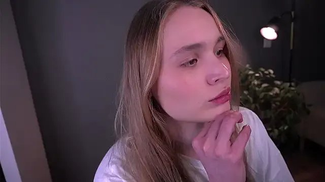 lisa_schiele on StripChat