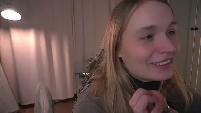 lisa_schiele on StripChat