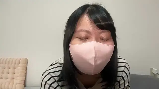 Mao_cute_10 on StripChat