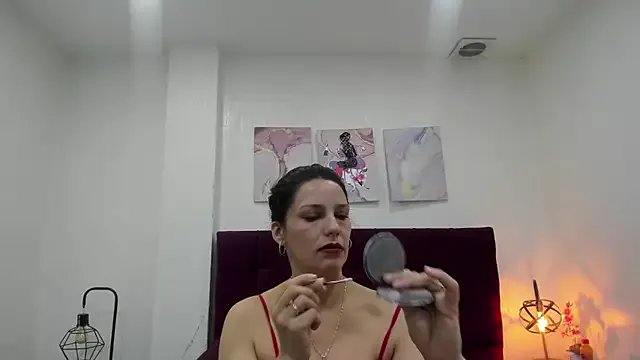 MashaPiink on StripChat