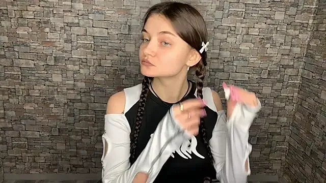 Freechat may_rollins on StripChat