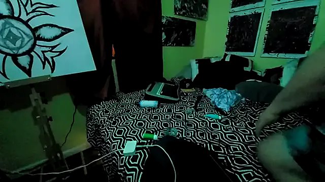 Mic_Oxinner on StripChat