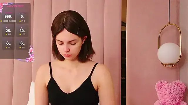 Miranda_Kerry — suck  finger like your dick