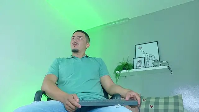 MrFox__ on StripChat