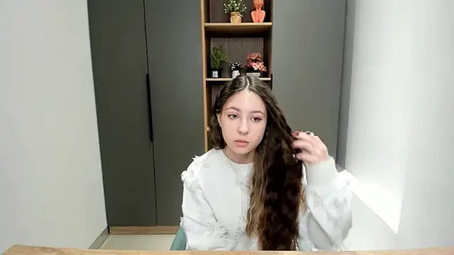 Freechat NakeshaPogar on StripChat