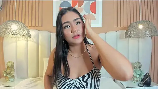 noa_moon on StripChat