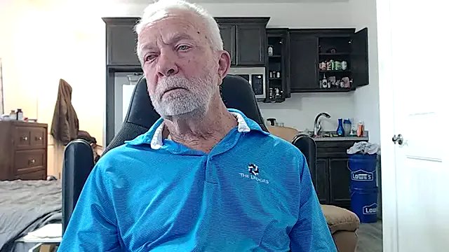 rockpoint69 on StripChat