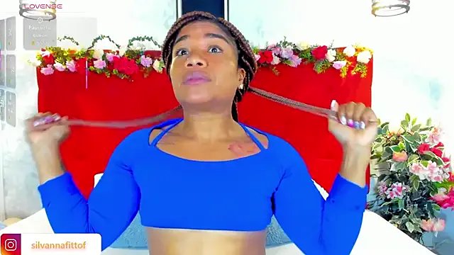 SilvannaFit on StripChat
