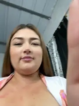 Sofia_Queen17 on StripChat
