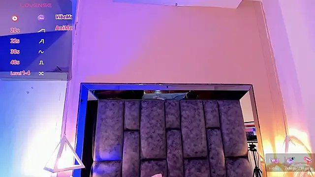 SofiRuiz_ on StripChat