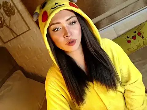 yourdevilsweettsx on StripChat