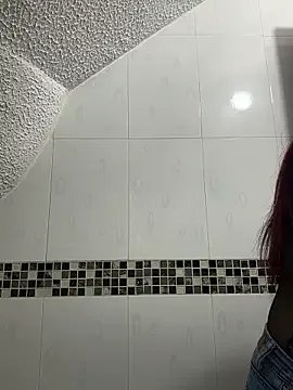 Zoe_firee — Cream on my tits 